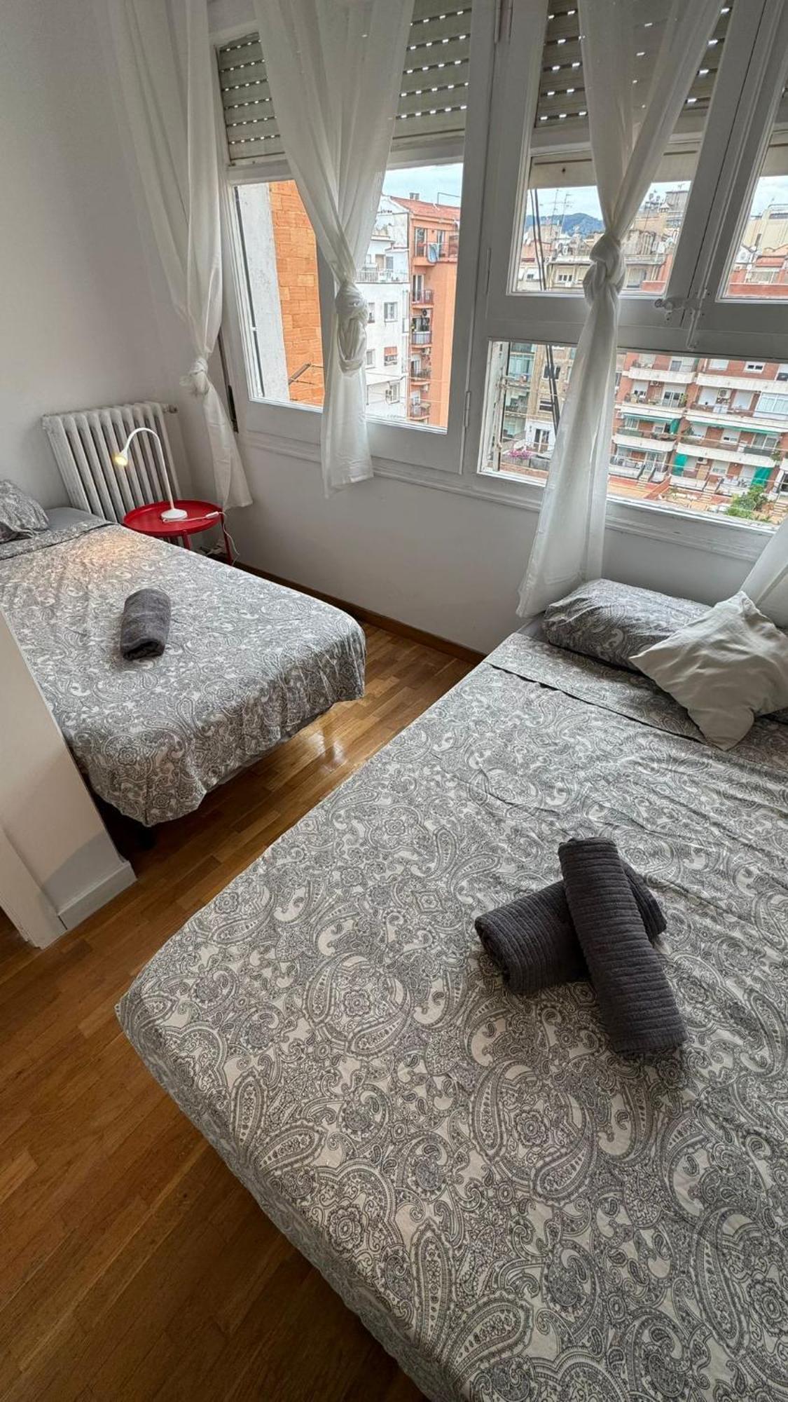Hostel Mallorca Barcelona Exteriér fotografie